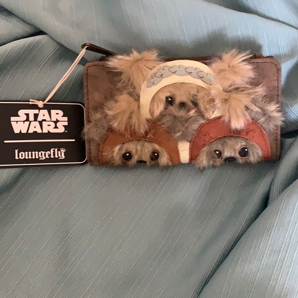 Star Wars female wallet